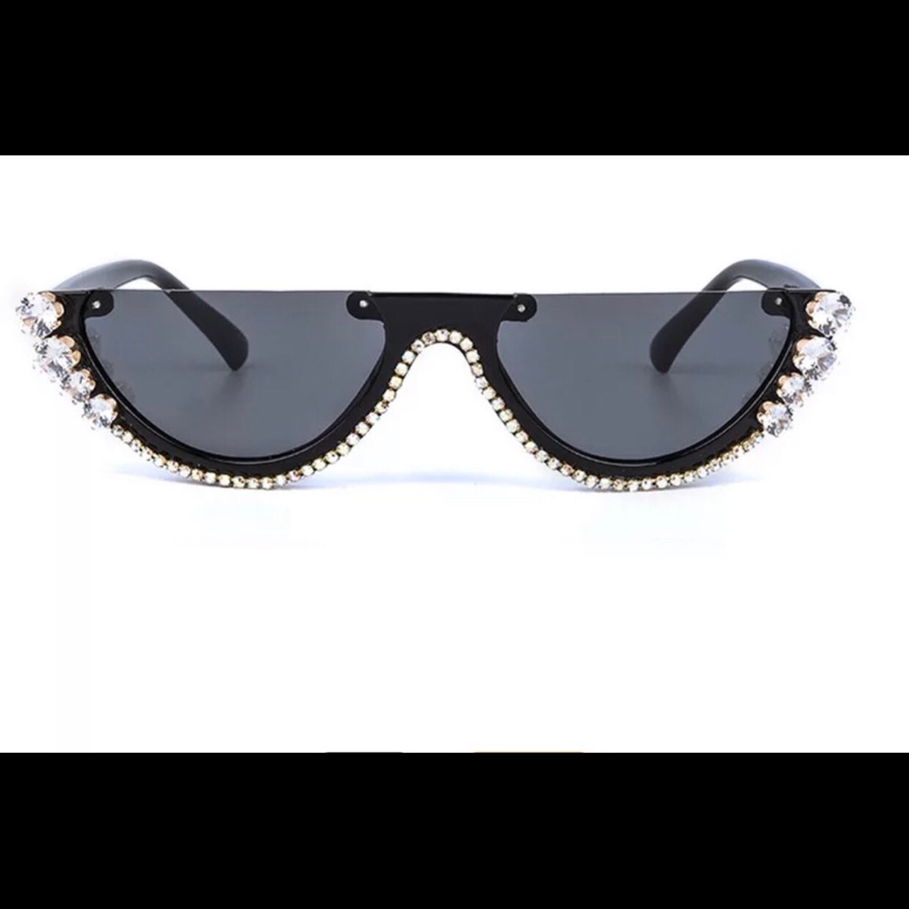 Sunglasses - Picture 2 of 7